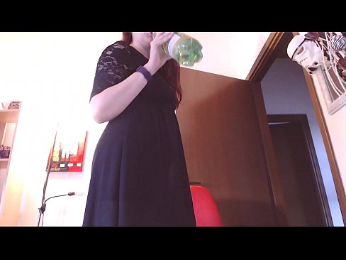 ❤️ Një skllav i nënshtruar që i pëlqejnë brekët e pista dhe të shijshme detyrohet të masturbojë pasi shikon këtë video! Porno e vështirë në sq.quizfarmature.ru ❌️❤